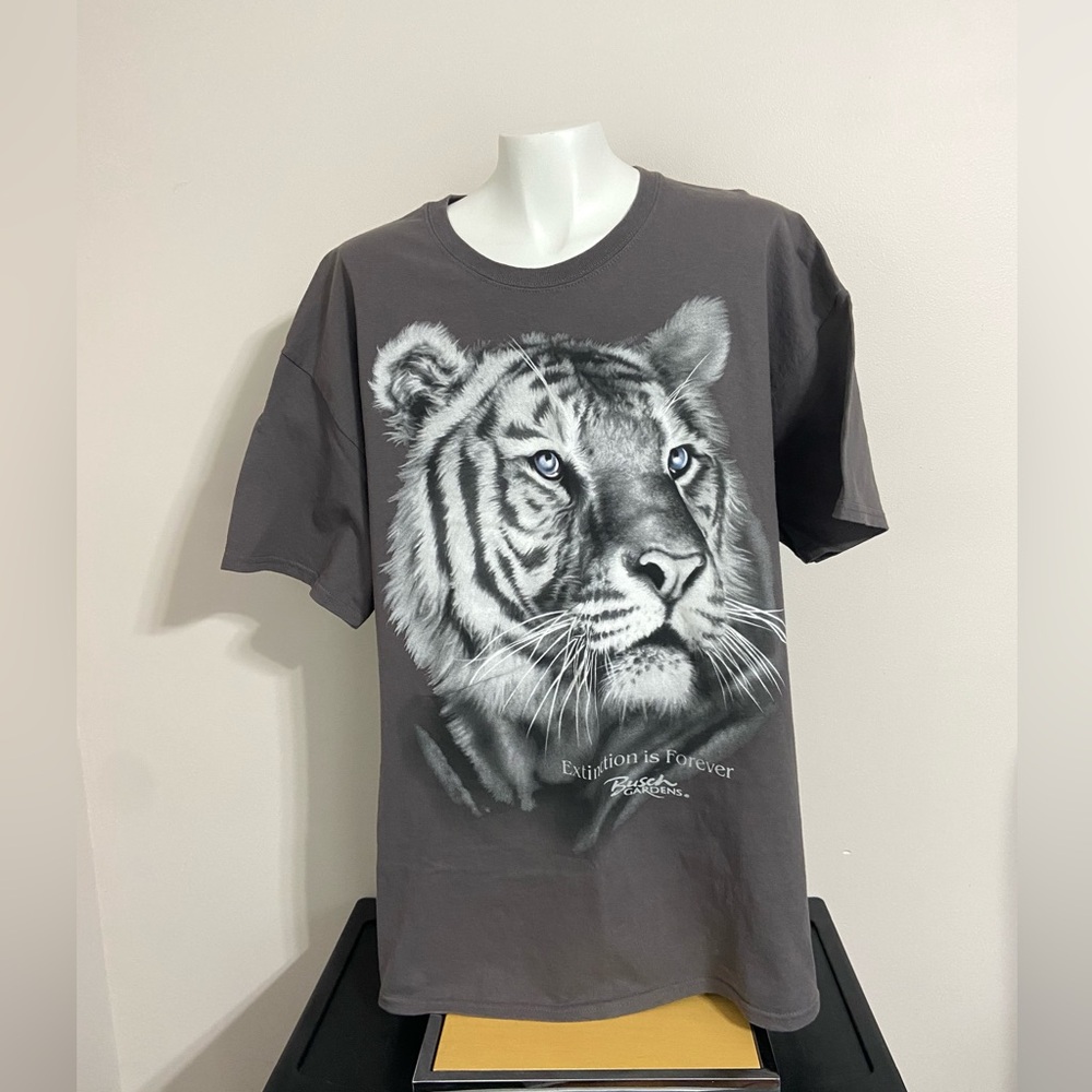 Busch Garden Men’s Gray Tiger Graphic Tee Size XL